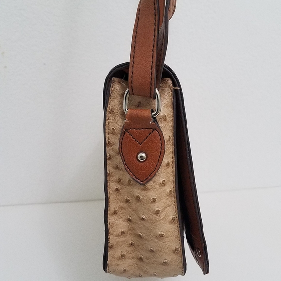 $20 Vegan Ostrich Brown Crossbody Bag - Picture 4 of 12